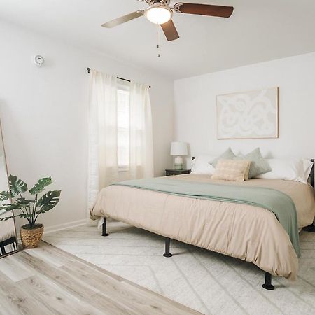 Tranquil Luxury: Modern Comfort! Lynchburg Exterior foto