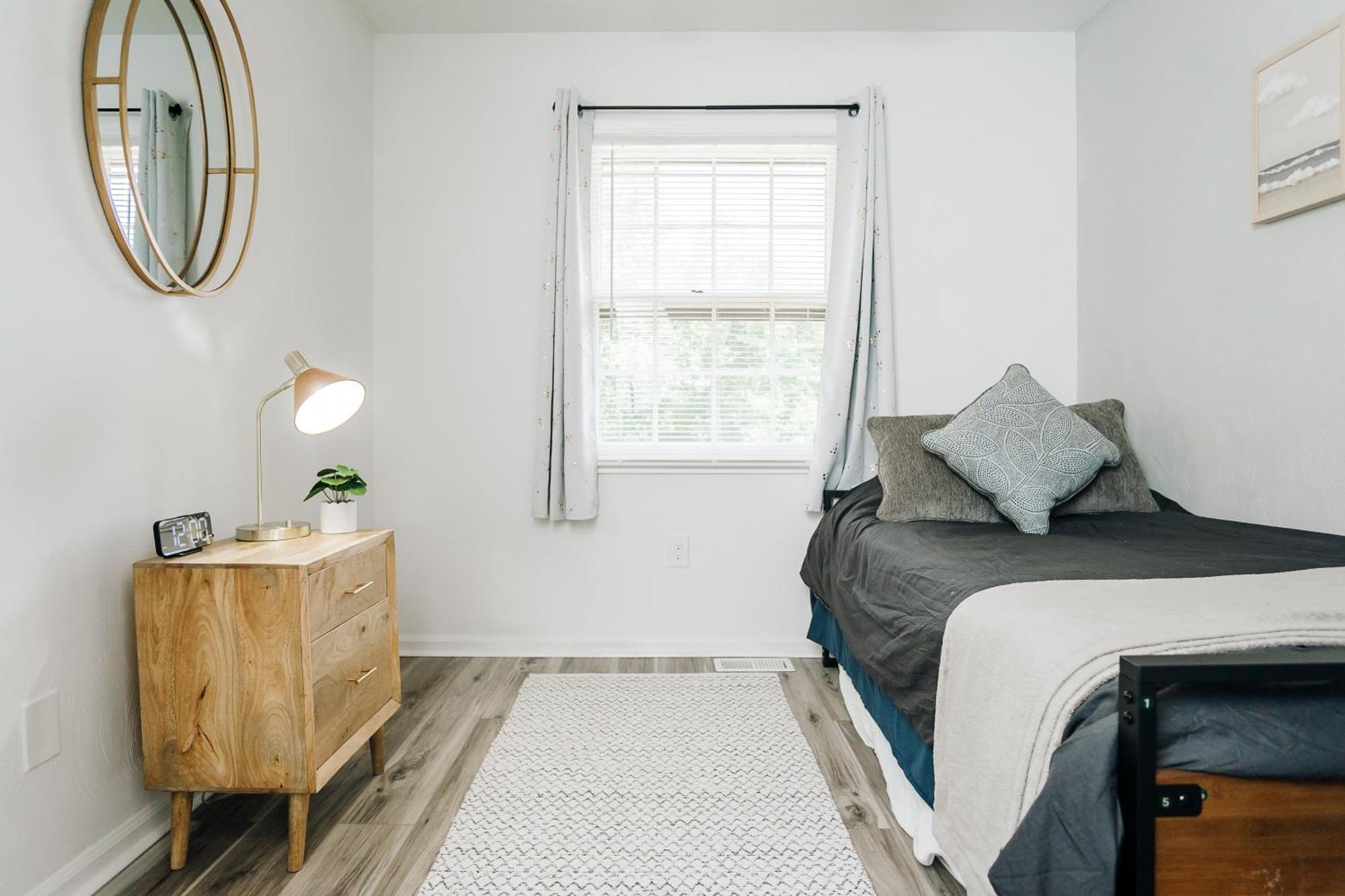 Tranquil Luxury: Modern Comfort! Lynchburg Exterior foto